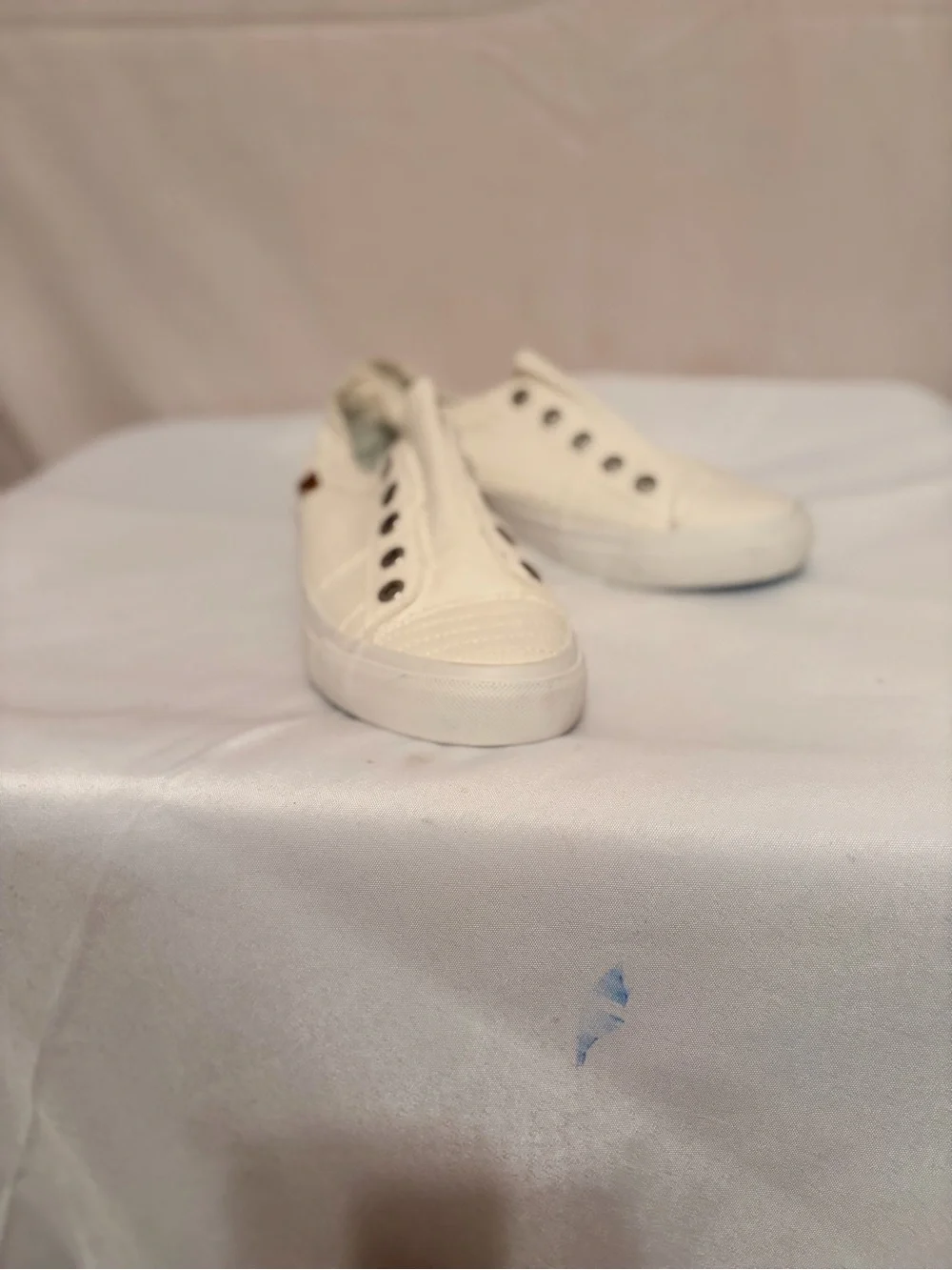 Blowfish Malibu Play Sneakers in a white canvas material